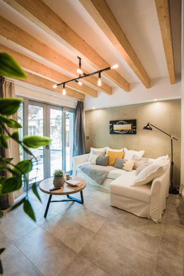 Athenian Living *
