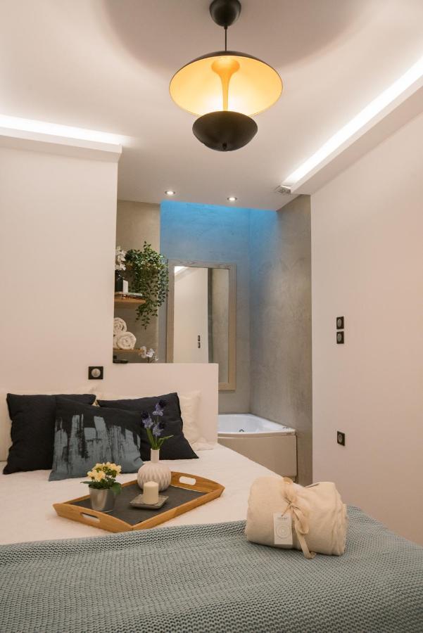 Athenian Living Athens